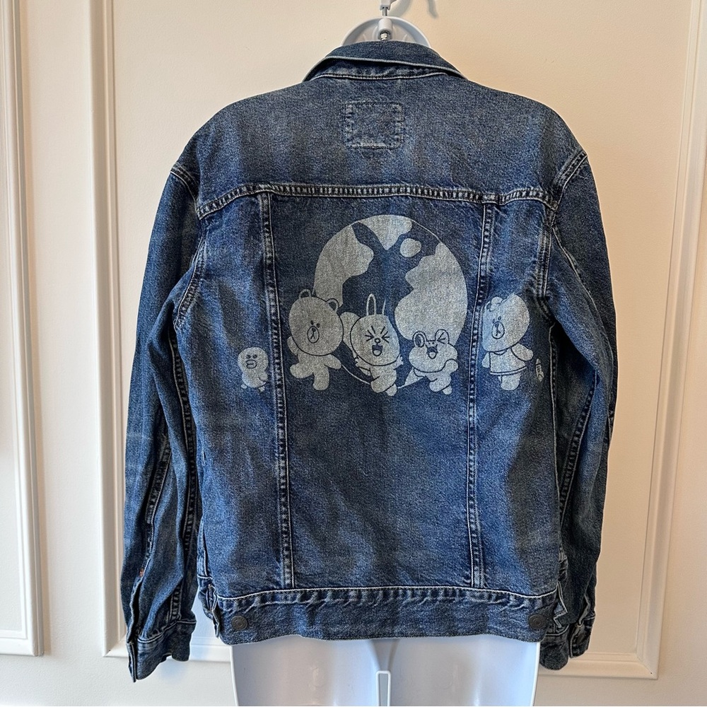 Bt21 Denim Jacket American eagle line friends xs